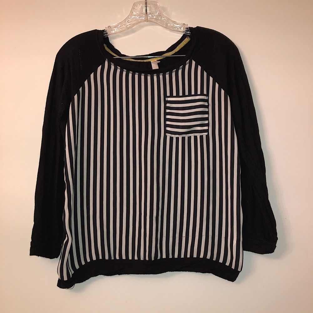 Xhilaration 3/4 length sleeve shirt